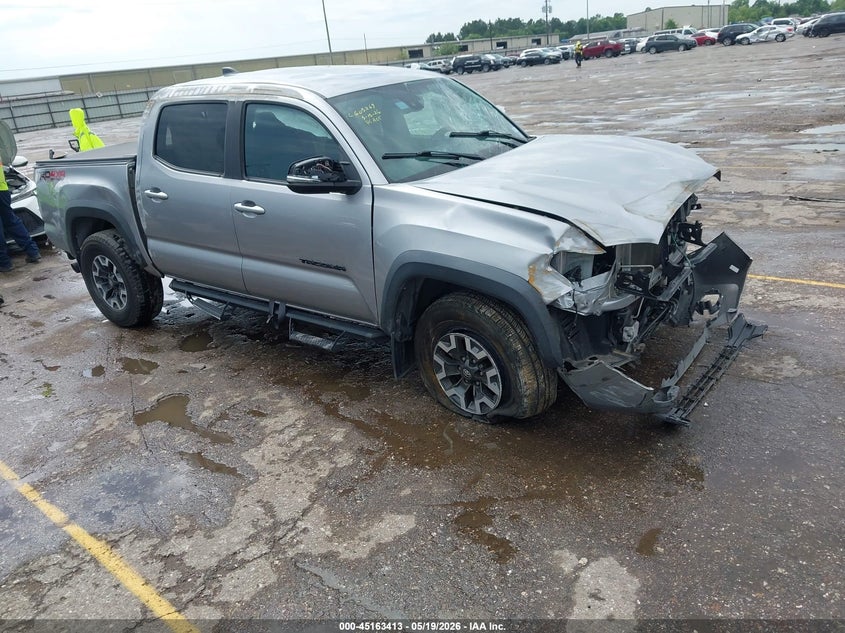 2021 Toyota Tacoma VIN 5TFCZ5AN3MX274297 IAAI salvage auction — FRONT & REAR, Salvage (Texas), sold $9,350 on 2026-07-08 (photo 1)