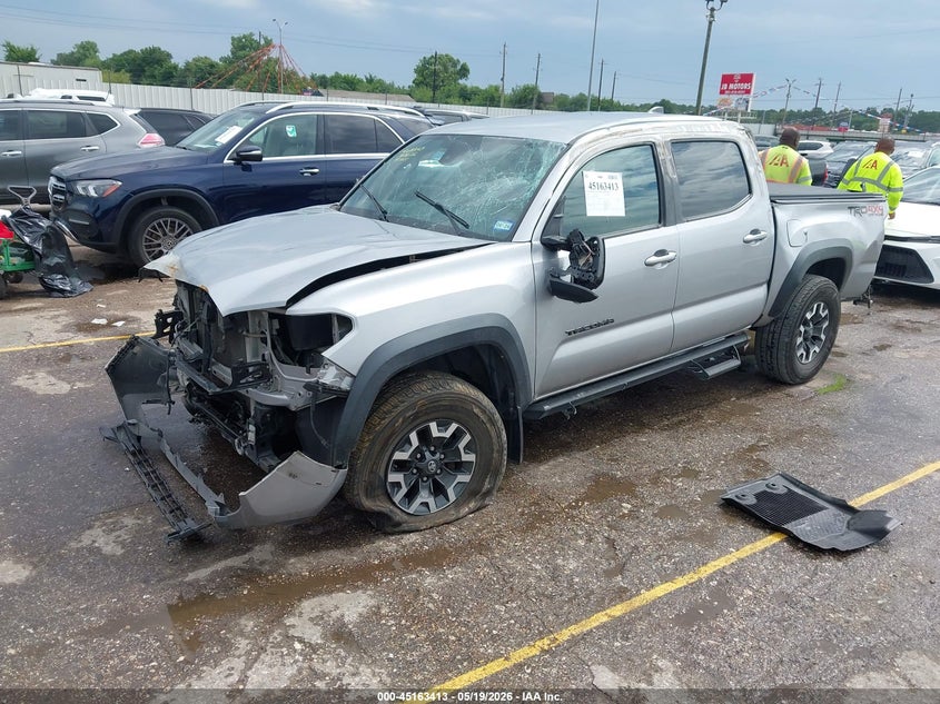 2021 Toyota Tacoma VIN 5TFCZ5AN3MX274297 IAAI salvage auction — FRONT & REAR, Salvage (Texas), sold $9,350 on 2026-07-08 (photo 2)