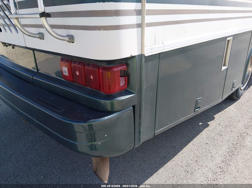 1999 Spartan motors Motorhome 4vz VIN 4VZCN8093XC031049 IAAI salvage auction — ROOF, Original (Texas), sold $3,350 on 2026-07-16 (photo 6)