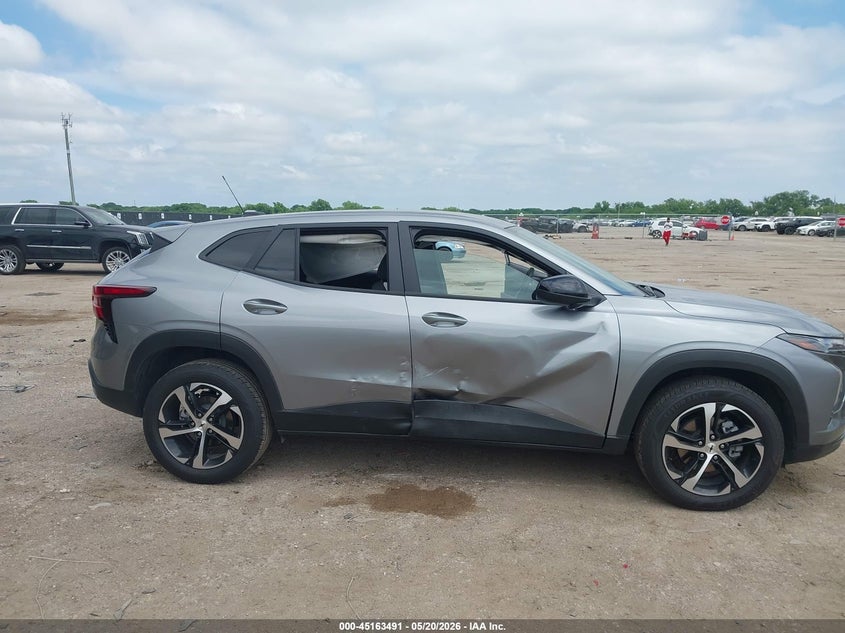 2025 Chevrolet Trax VIN KL77LGEP1SC316378 IAAI salvage auction — RIGHT SIDE, Original (Texas), sold $5,500 on 2026-07-28 (photo 6)