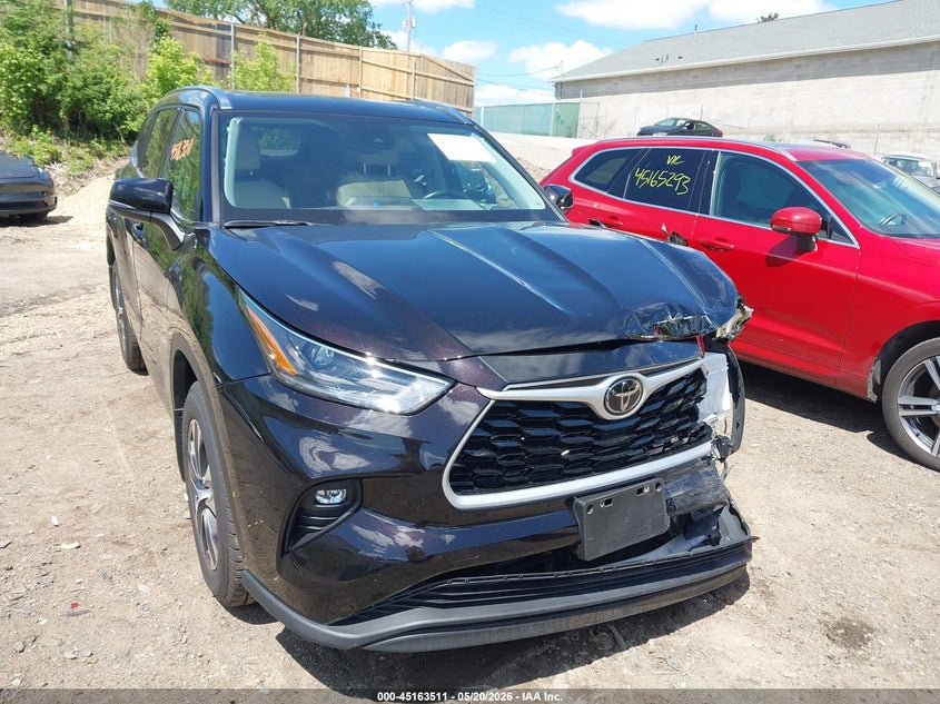 2021 Toyota Highlander VIN 5TDHZRBH8MS072616 IAAI salvage auction — FRONT END, Salvage (Minnesota), sold $13,300 on 2026-07-29 (photo 6)