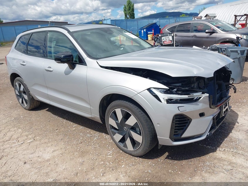 2025 Volvo Xc60 VIN YV4H60RC2S1029198 IAAI salvage auction — FRONT END, Salvage Title, sold $17,200 on 2026-08-10 (photo 1)