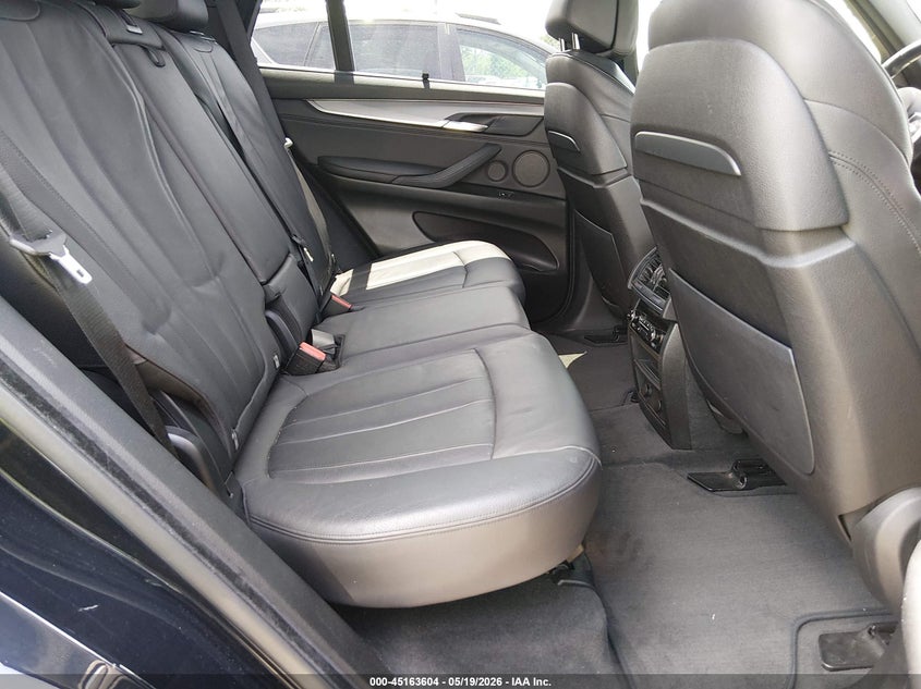2014 BMW X5 VIN 5UXKR6C50E0J71572 IAAI salvage auction — NORMAL WEAR, Original (Kentucky), sold $3,925 on 2026-07-06 (photo 8)