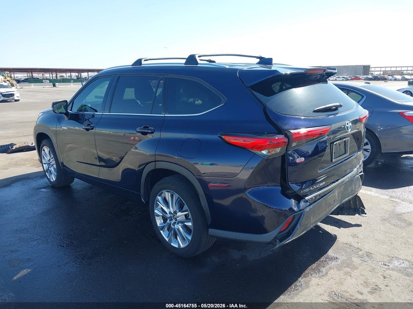 2021 Toyota Highlander VIN 5TDYARAH2MS508529 IAAI salvage auction — REAR END, Salvage (Arizona), sold $14,800 on 2026-07-28 (photo 3)