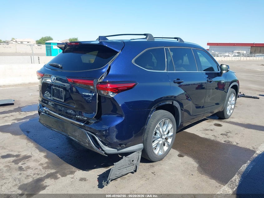 2021 Toyota Highlander VIN 5TDYARAH2MS508529 IAAI salvage auction — REAR END, Salvage (Arizona), sold $14,800 on 2026-07-28 (photo 4)