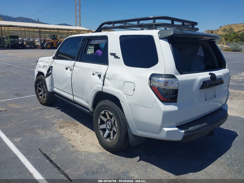 2021 Toyota 4runner VIN JTEPU5JR7M5849253 IAAI salvage auction — ROLLOVER, Salvage (California), sold $12,500 on 2026-07-20 (photo 3)