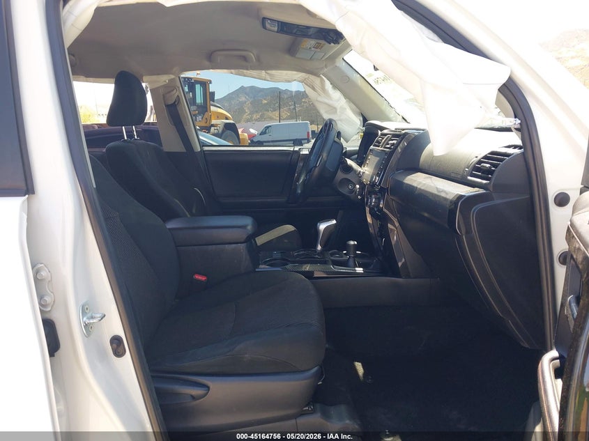 2021 Toyota 4runner VIN JTEPU5JR7M5849253 IAAI salvage auction — ROLLOVER, Salvage (California), sold $12,500 on 2026-07-20 (photo 5)