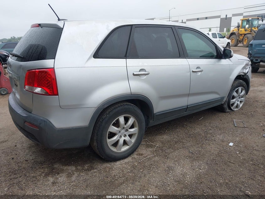 2011 Kia Sorento VIN 5XYKT3A16BG135537 IAAI salvage auction — RIGHT FRONT, Original (Texas), sold $1,375 on 2026-07-14 (photo 4)
