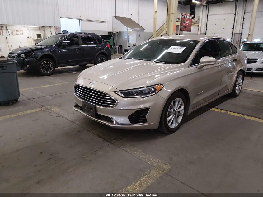 2019 Ford Fusion VIN 3FA6P0MU1KR235499 IAAI salvage auction — SIDE, Salvage (Oregon), sold $2,650 on 2026-07-30 (photo 2)