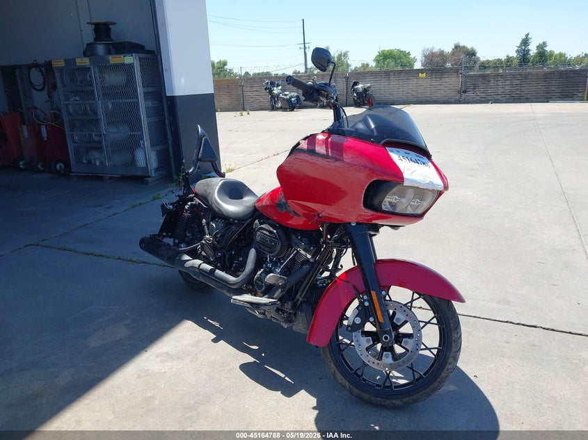 2022 Harley-davidson Road glide VIN 1HD1KTP28NB665830 IAAI salvage auction — THEFT, Salvage (California), sold $7,600 on 2026-08-26 (photo 1)