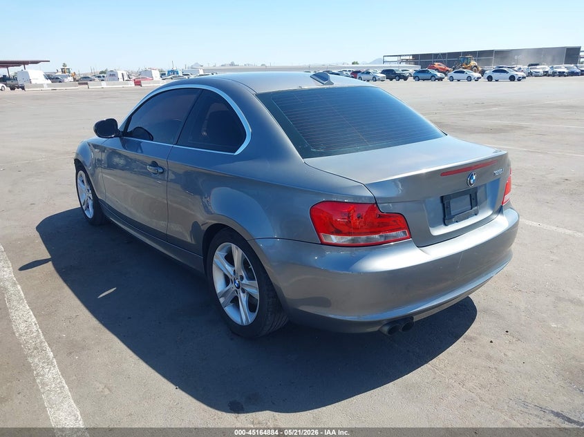 2013 BMW 1er VIN WBAUP9C57DVS94902 IAAI salvage auction — LEFT FRONT, Salvage (Arizona), sold $825 on 2026-07-28 (photo 3)