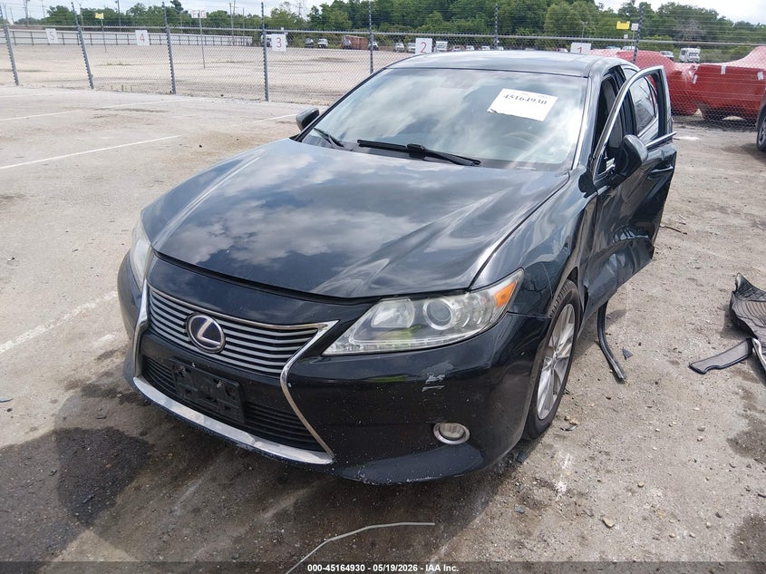 2014 Lexus ES VIN JTHBW1GG1E2057639 IAAI salvage auction — SIDE, Salvage (Illinois), sold $250 on 2026-07-29 (photo 2)