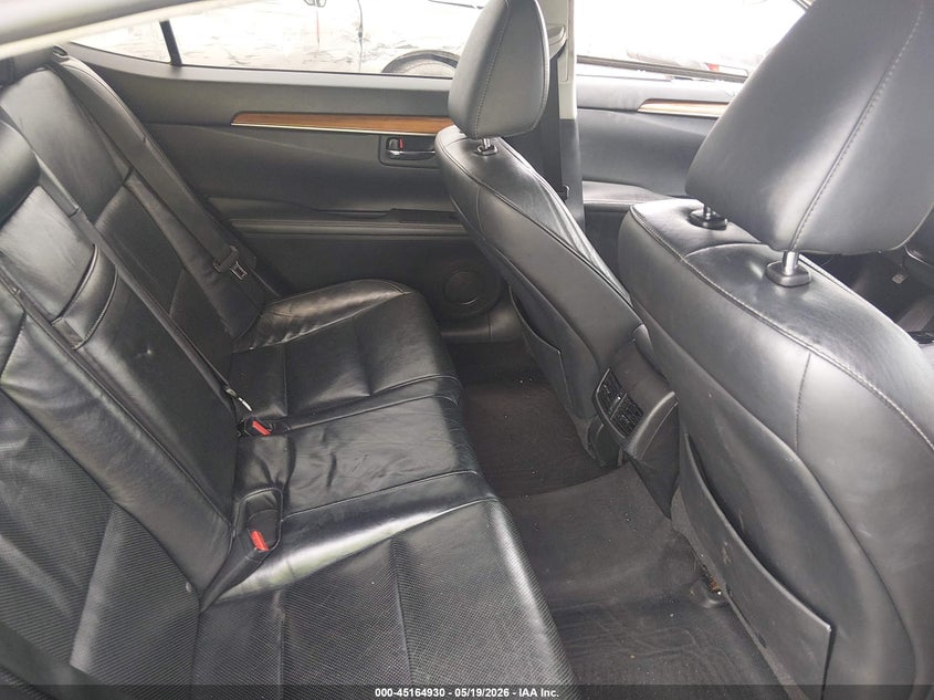 2014 Lexus ES VIN JTHBW1GG1E2057639 IAAI salvage auction — SIDE, Salvage (Illinois), sold $250 on 2026-07-29 (photo 8)