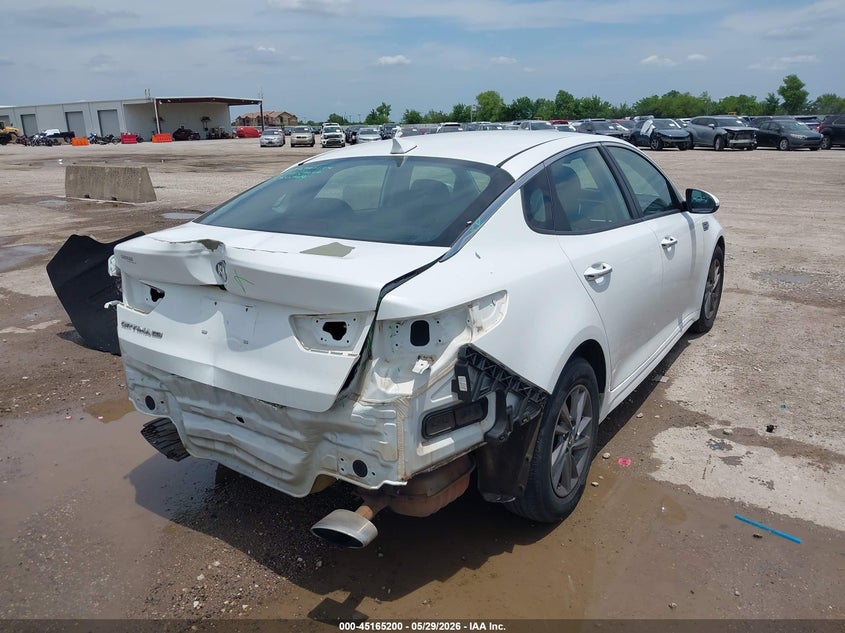2020 Kia Optima VIN 5XXGT4L3XLG393642 IAAI salvage auction — REAR END, Salvage Title, sold $3,050 on 2026-07-22 (photo 4)