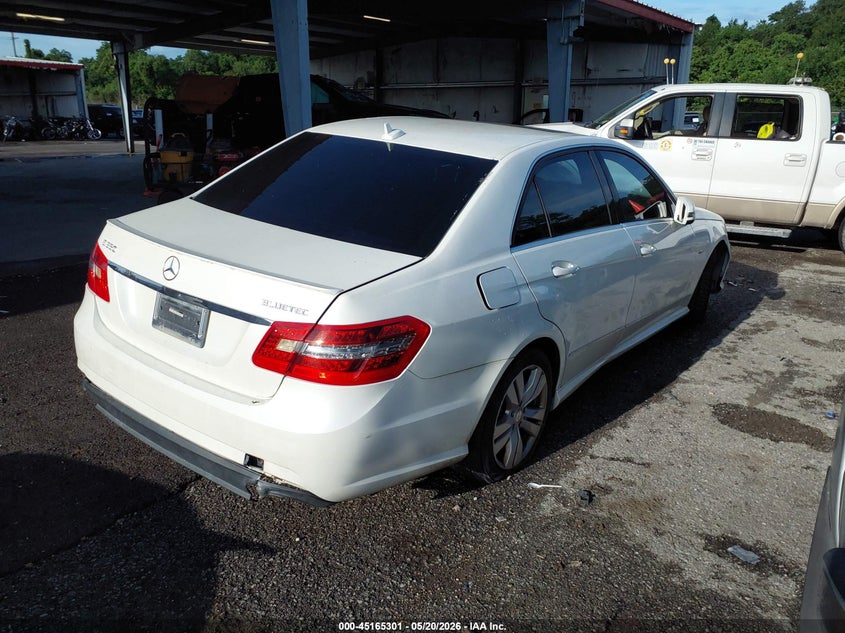 2012 Mercedes-benz VIN WDDHF2EB0CA583763 IAAI salvage auction — NORMAL WEAR, Salvage (Texas), sold $25 on 2026-08-18 (photo 4)