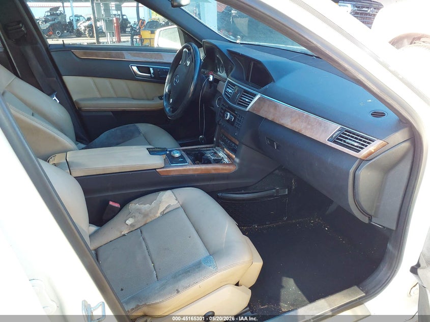 2012 Mercedes-benz VIN WDDHF2EB0CA583763 IAAI salvage auction — NORMAL WEAR, Salvage (Texas), sold $25 on 2026-08-18 (photo 5)
