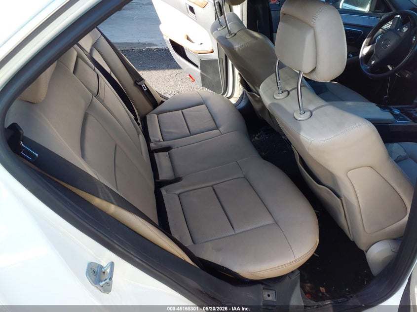 2012 Mercedes-benz VIN WDDHF2EB0CA583763 IAAI salvage auction — NORMAL WEAR, Salvage (Texas), sold $25 on 2026-08-18 (photo 8)