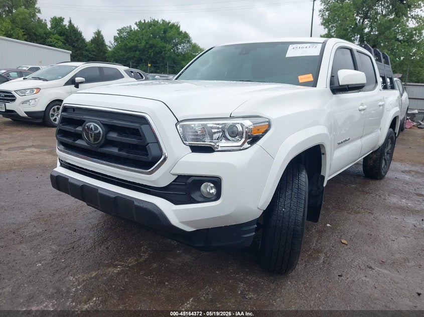 2023 Toyota Tacoma VIN 3TYAZ5CN3PT034248 IAAI salvage auction — RIGHT SIDE, Clear (Oklahoma), sold $11,900 on 2026-08-01 (photo 2)