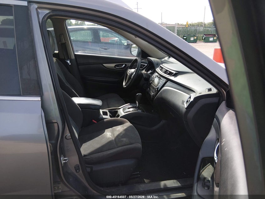 2016 Nissan Rogue VIN KNMAT2MVXGP700574 IAAI salvage auction — RIGHT FRONT, Clear (Kansas), sold $1,725 on 2026-07-10 (photo 5)