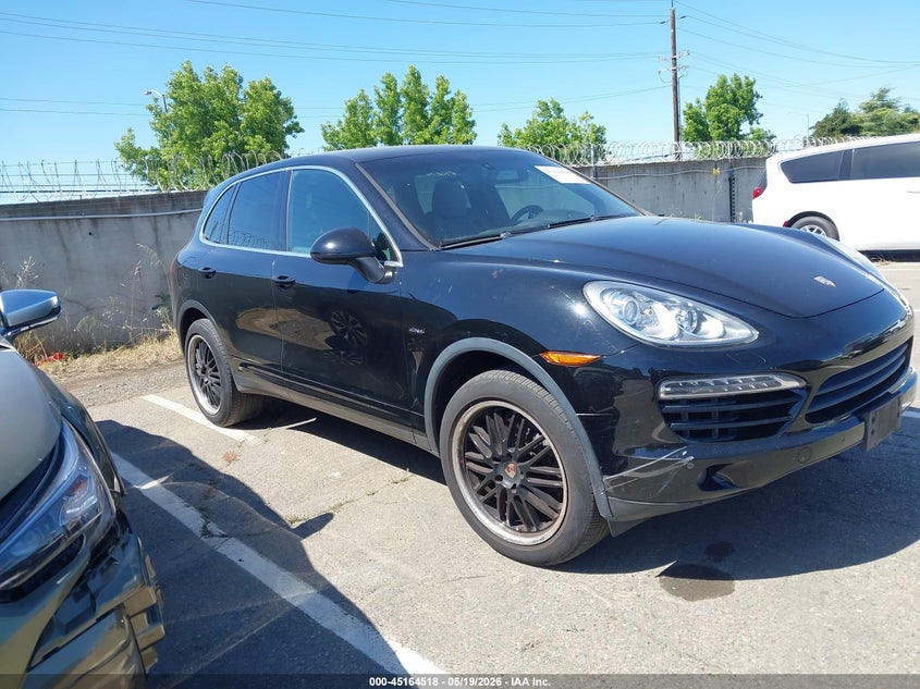 2014 Porsche Cayenne VIN WP1AF2A22ELA39515 IAAI salvage auction — RIGHT FRONT, Clear - Dealer Only (California), sold $3,650 on 2026-07-12 (photo 1)