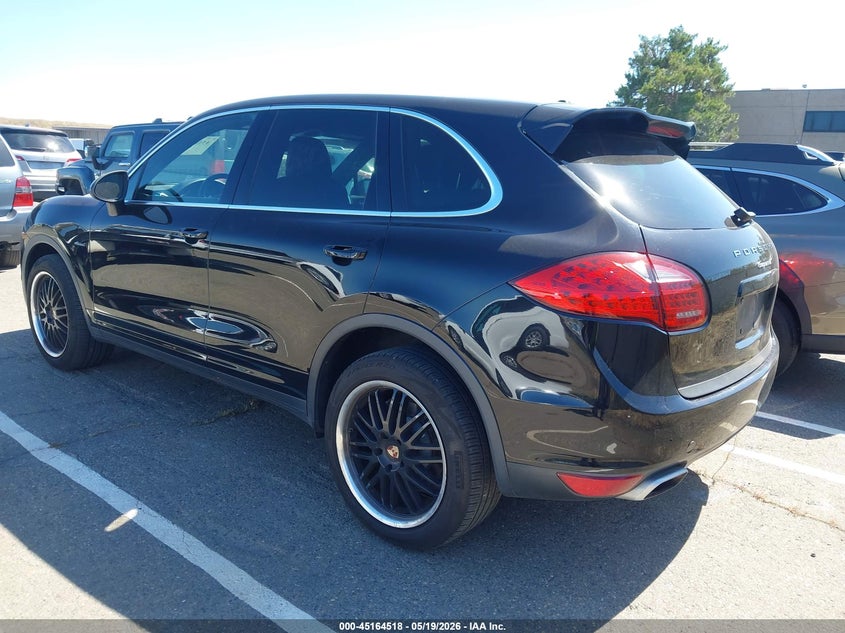 2014 Porsche Cayenne VIN WP1AF2A22ELA39515 IAAI salvage auction — RIGHT FRONT, Clear - Dealer Only (California), sold $3,650 on 2026-07-12 (photo 3)