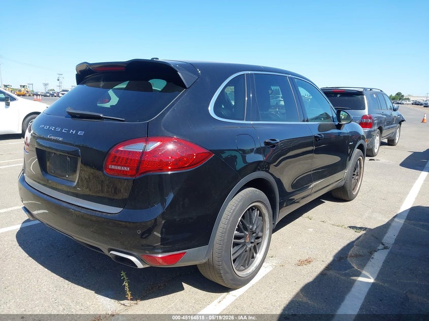 2014 Porsche Cayenne VIN WP1AF2A22ELA39515 IAAI salvage auction — RIGHT FRONT, Clear - Dealer Only (California), sold $3,650 on 2026-07-12 (photo 4)