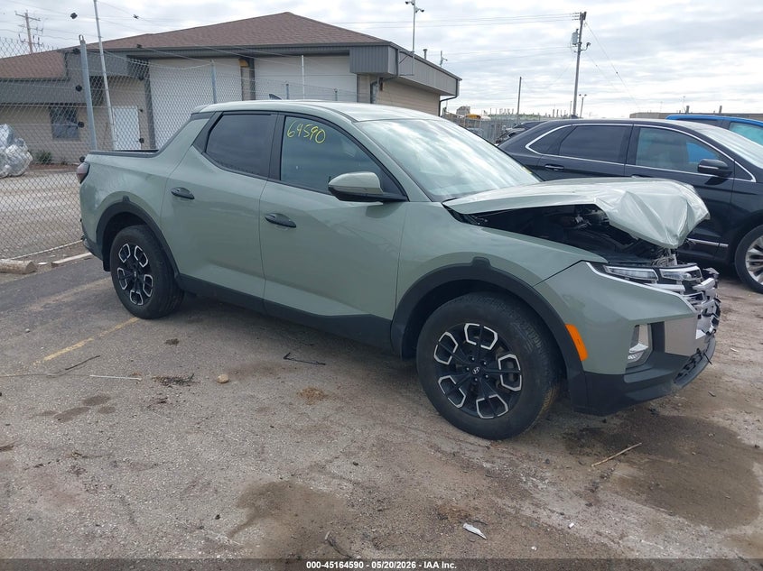 2022 Hyundai Santa cruz VIN 5NTJBDAE8NH038071 IAAI salvage auction — FRONT END, Salvage (Wisconsin), sold $4,800 on 2026-07-09 (photo 1)