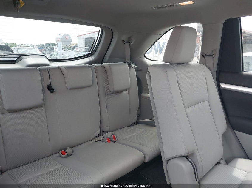 2017 Toyota Highlander VIN 5TDZZRFH3HS205898 IAAI salvage auction — FRONT END, Original (Texas), sold $5,450 on 2026-07-30 (photo 8)