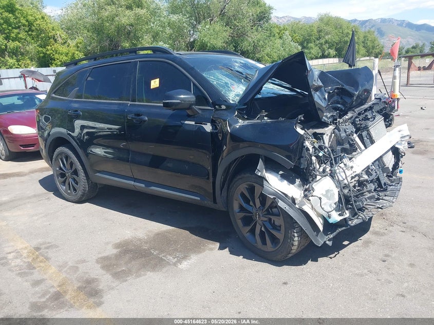 2022 Kia Sorento VIN 5XYRKDLF1NG109030 IAAI salvage auction — FRONT END, Salvage (Wyoming), sold $2,600 on 2026-07-30 (photo 1)