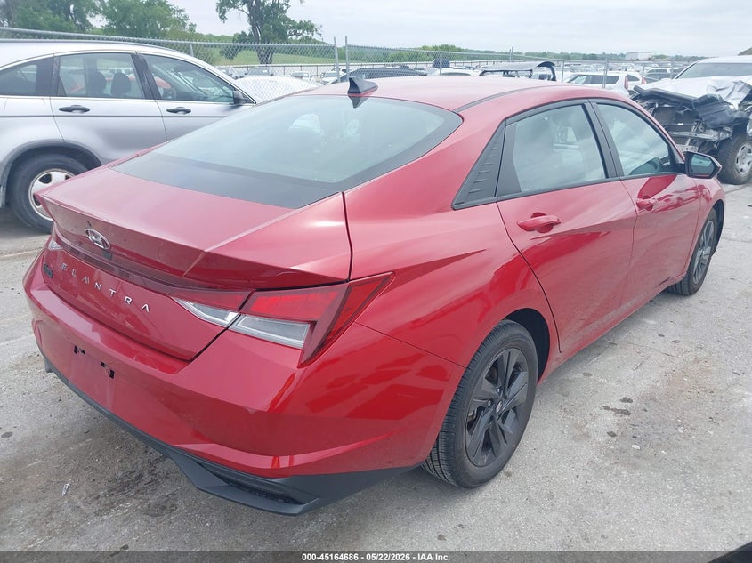 2022 Hyundai Elantra VIN KMHLM4AG2NU334577 IAAI salvage auction — LEFT SIDE, Salvage (Iowa), sold $4,500 on 2026-07-28 (photo 4)