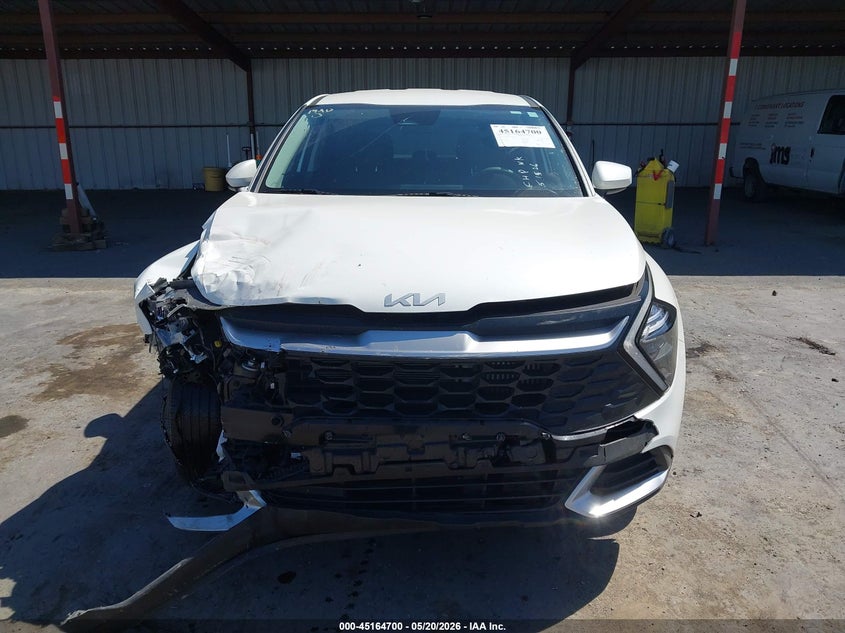 2023 Kia Sportage VIN KNDPUCAG5P7075648 IAAI salvage auction — RIGHT FRONT, Salvage (California), sold $7,400 on 2026-07-24 (photo 6)