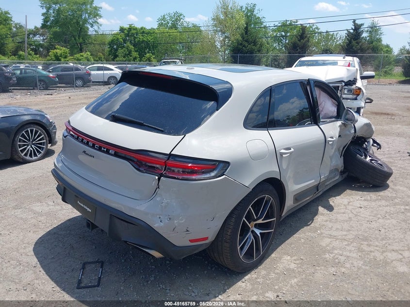 2025 Porsche Macan VIN WP1AA2A5XSLB02154 IAAI salvage auction — SIDE, Salvage (Virginia), sold $10,300 on 2026-07-30 (photo 4)