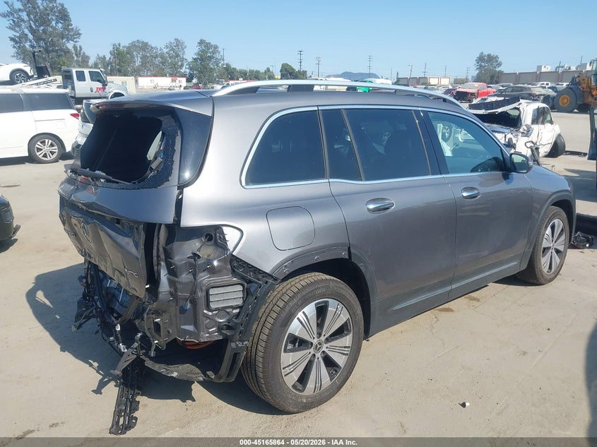 2023 Mercedes-benz VIN W1N9M0KB4PN069189 IAAI salvage auction — REAR END, Salvage (California), sold $9,000 on 2026-07-23 (photo 4)