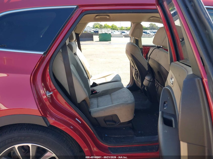 2017 Hyundai Santa fe VIN KM8SM4HFXHU187776 IAAI salvage auction — LEFT SIDE, Salvage (Oregon), sold $3,100 on 2026-07-23 (photo 8)