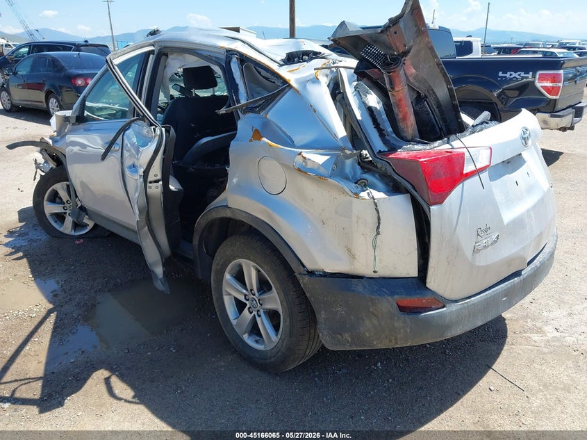 2015 Toyota Rav 4 VIN 2T3RFREV5FW320918 IAAI salvage auction — ROLLOVER, Salvage Title, sold $175 on 2026-07-22 (photo 3)