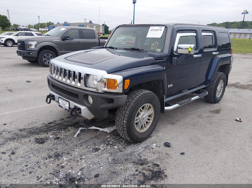 2008 Hummer H3 VIN 5GTEN13L388120741 IAAI salvage auction — HAIL, Salvage (Missouri), sold $7,625 on 2026-07-07 (photo 2)