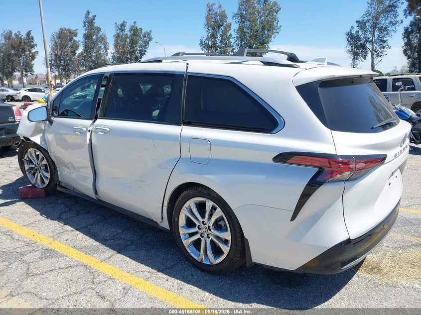 2024 Toyota Sienna VIN 5TDERKEC3RS209317 IAAI salvage auction — FRONT END, Non-Repairable (California), sold $8,100 on 2026-08-20 (photo 3)