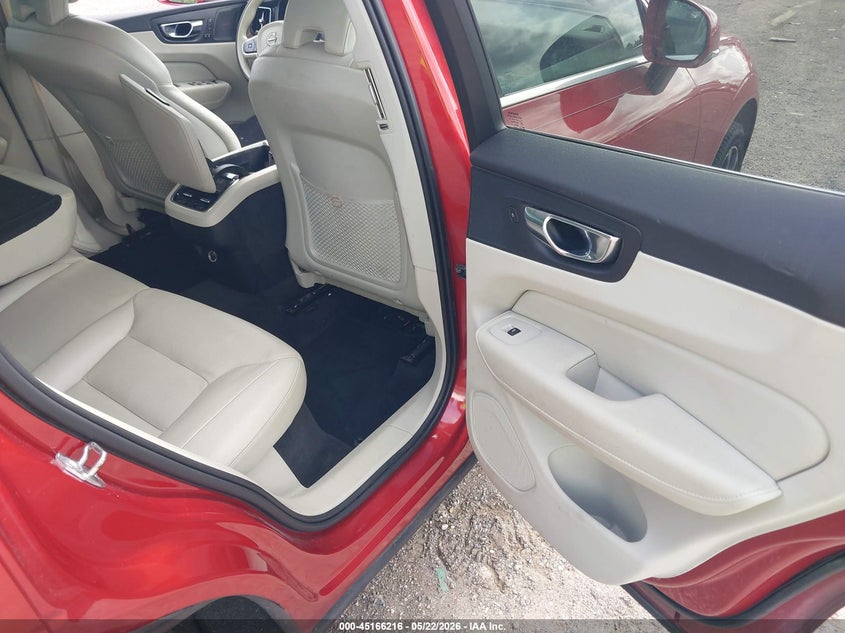2020 Volvo Xc60 VIN YV4102DL7L1516484 IAAI salvage auction — LEFT SIDE, Clear (Arizona), sold $8,550 on 2026-07-07 (photo 8)