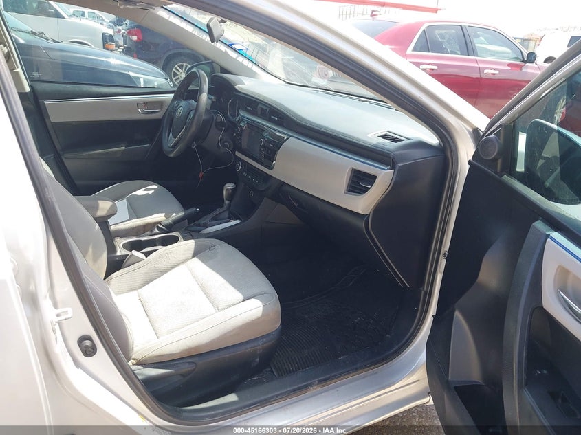 2015 Toyota Corolla VIN 5YFBURHE4FP363370 IAAI salvage auction — FRONT END, Original (Texas), sold $2,300 on 2026-07-27 (photo 5)