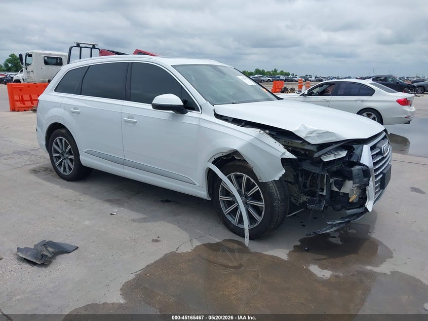 2017 Audi Q7 VIN WA1LAAF71HD056435 IAAI salvage auction — FRONT END, Salvage (Virginia), sold $2,800 on 2026-07-15 (photo 1)