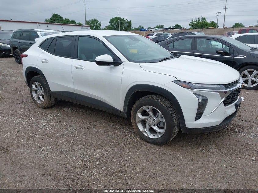 2025 Chevrolet Trax VIN KL77LFEP0SC303955 IAAI salvage auction — HAIL, Clear (Missouri), sold $6,300 on 2026-07-13 (photo 1)