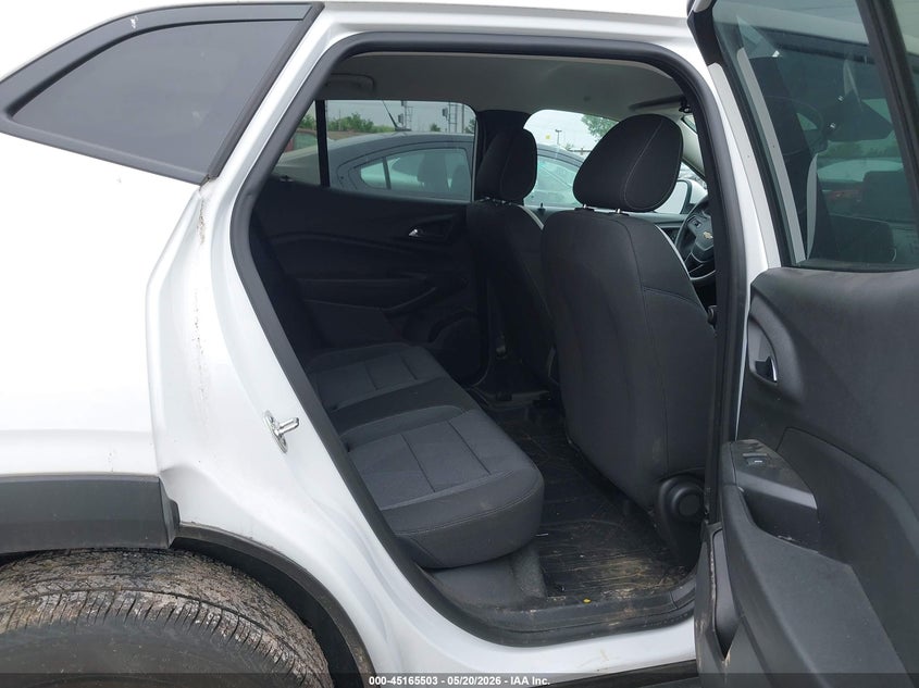 2025 Chevrolet Trax VIN KL77LFEP0SC303955 IAAI salvage auction — HAIL, Clear (Missouri), sold $6,300 on 2026-07-13 (photo 8)