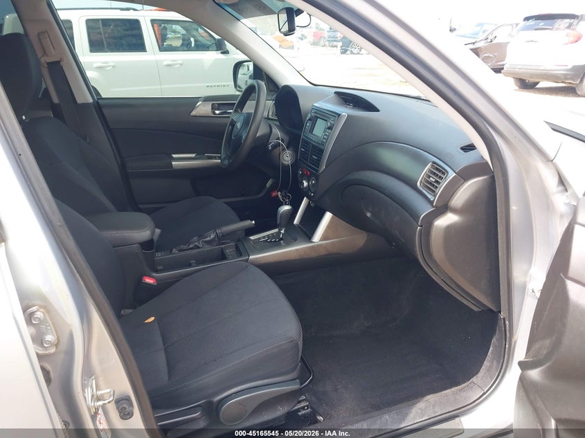 2013 Subaru Forester VIN JF2SHADC9DH445258 IAAI salvage auction — ENGINE DAMAGE, Original (Texas), sold $400 on 2026-07-29 (photo 5)
