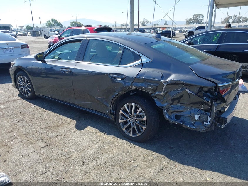 2025 Lexus ES VIN 58ACZ1B1XSU214671 IAAI salvage auction — REAR END, Salvage (California), sold $18,300 on 2026-07-28 (photo 3)
