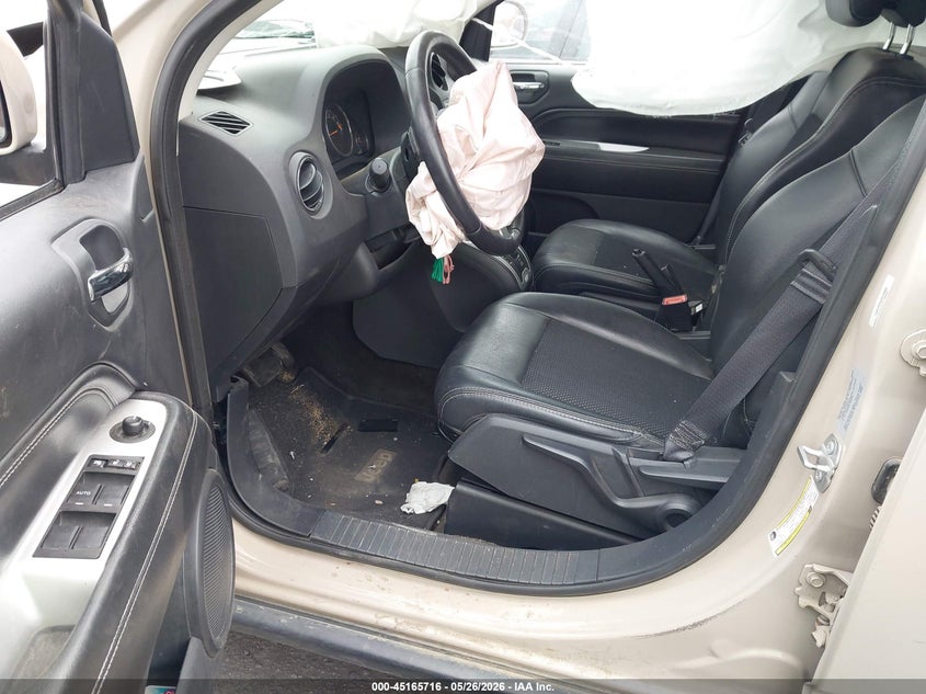 2017 Jeep Compass VIN 1C4NJDEB5HD208965 IAAI salvage auction — FRONT & REAR, Salvage Title, sold $275 on 2026-07-31 (photo 5)