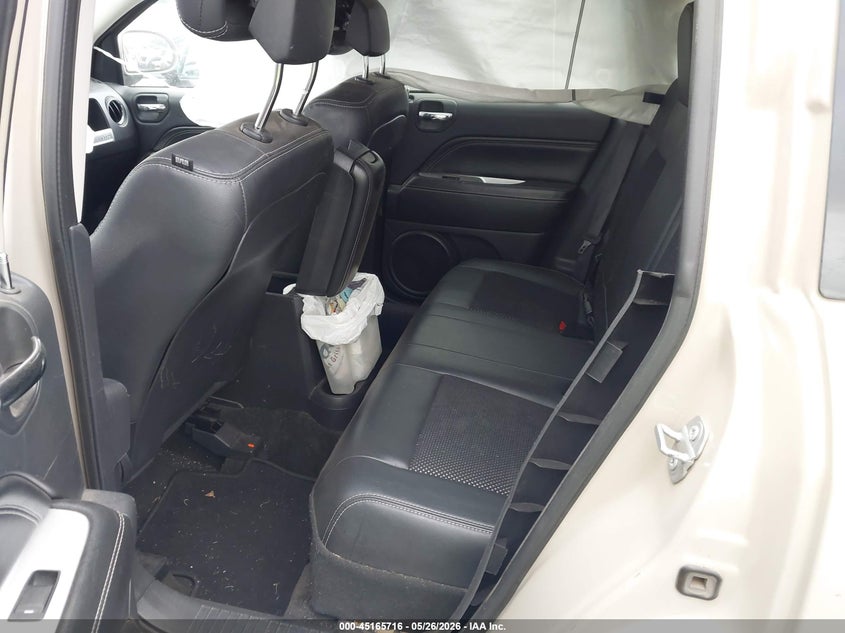 2017 Jeep Compass VIN 1C4NJDEB5HD208965 IAAI salvage auction — FRONT & REAR, Salvage Title, sold $275 on 2026-07-31 (photo 8)