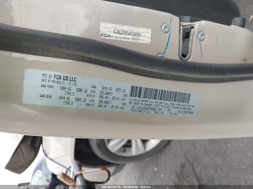 2017 Jeep Compass VIN 1C4NJDEB5HD208965 IAAI salvage auction — FRONT & REAR, Salvage Title, sold $275 on 2026-07-31 (photo 9)