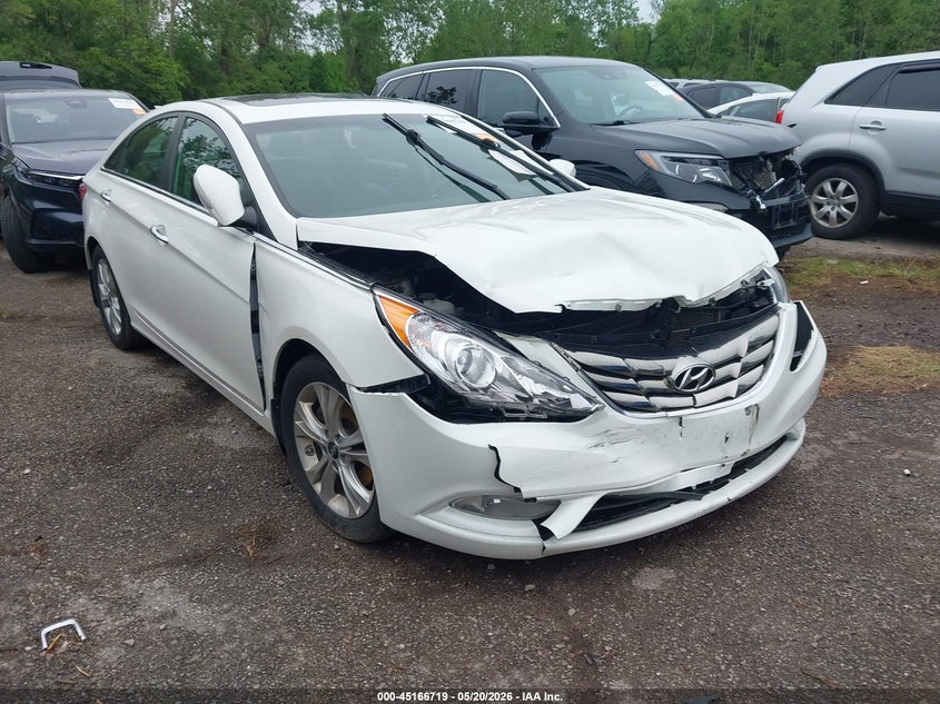 2011 Hyundai Sonata VIN 5NPEC4AC1BH260409 IAAI salvage auction — FRONT END, Salvage (Ohio), sold $675 on 2026-07-07 (photo 1)