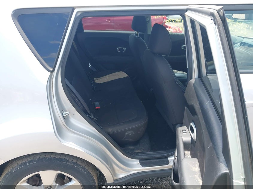 2018 Kia Soul VIN KNDJN2A25J7561062 IAAI salvage auction — FRONT END, Salvage (Ohio), sold $800 on 2026-07-09 (photo 8)