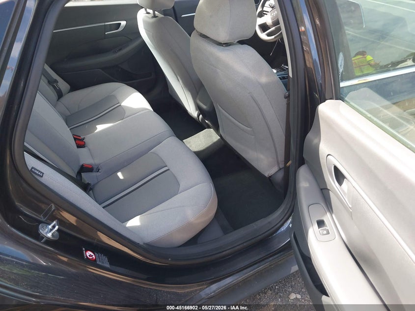 2022 Hyundai Sonata VIN 5NPEG4JA0NH134761 IAAI salvage auction — RIGHT REAR, Salvage Title, sold $3,850 on 2026-07-07 (photo 8)